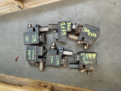 Tool holder with drive 30