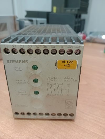 Siemens 3TK2806-0BB4 - Safety relay