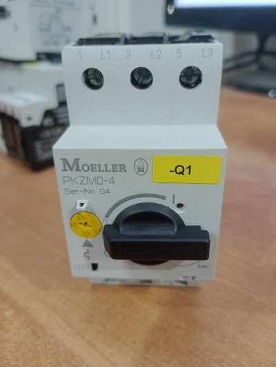 Moeller PKZMO-4 - safety switch