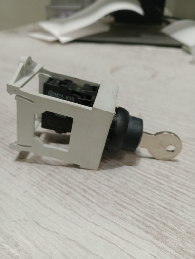 M22-K10 - key selector switch