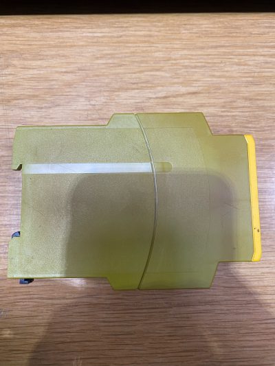 Pilz PNOZ X2.1 24VACDC 2S - Safety relay