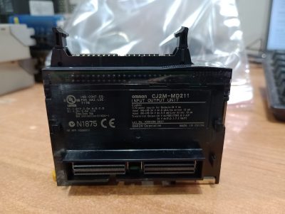 Omron CJ2M-MD211 - PLC module