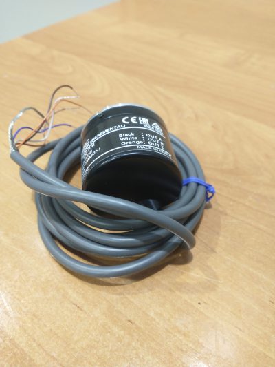 Omron E6C2-CWZ6C - Incremental Enkoder