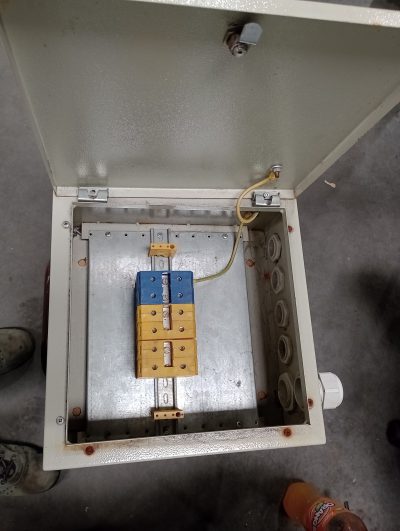 Electrical box 38x40x18