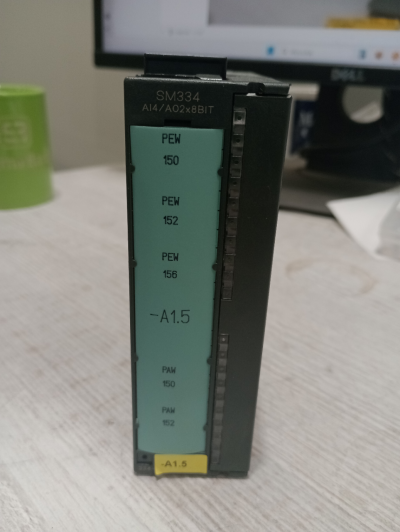 Siemens 6ES7 334-0CE01-0AA0 - PLC module