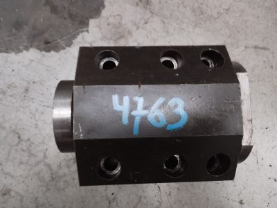 Holder for turning knives