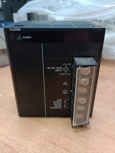 PLC module - Omron CJ1W-PA205R