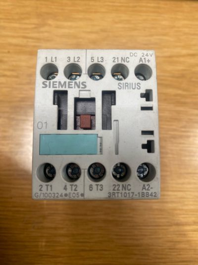 Siemens 3RT1017-1BB42 - Contactor