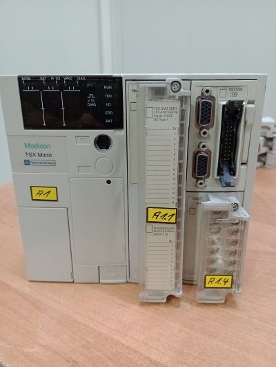 Modicon TSX3710101 - PLC module
